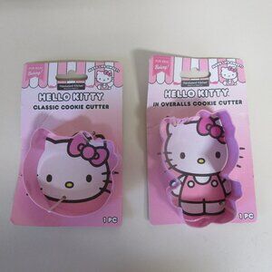 NWT 2 Hello Kitty Pink Cookie Cutters Stainless Steel Handstand Kitchen Cute!